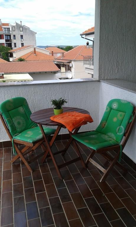 Apartments Davor Biograd Na Moru Oda fotoğraf