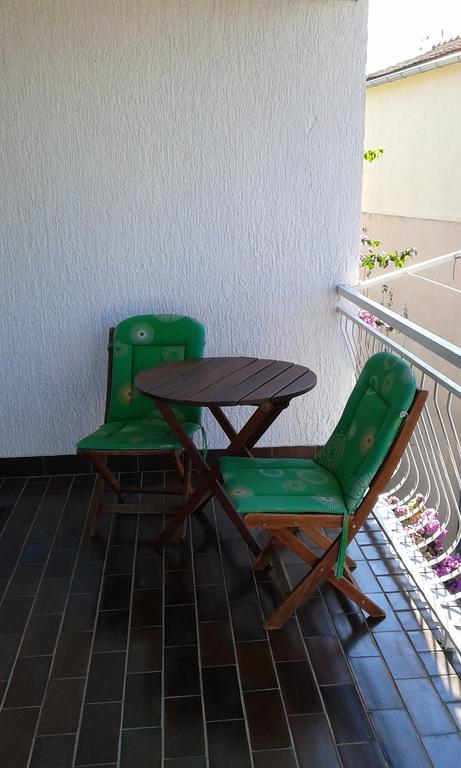 Apartments Davor Biograd Na Moru Oda fotoğraf
