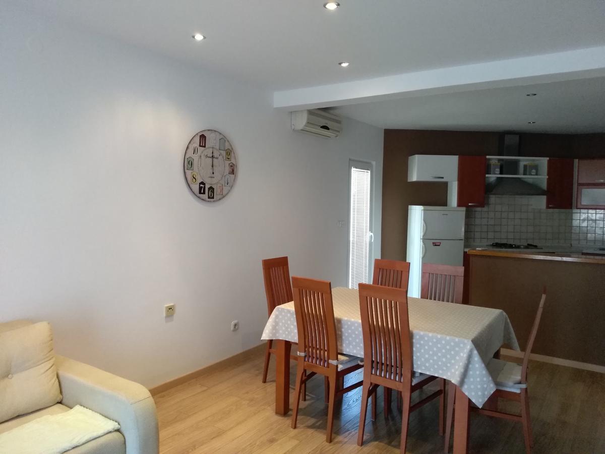 Apartments Davor Biograd Na Moru Dış mekan fotoğraf